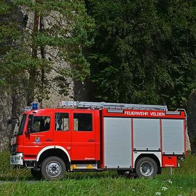 Hilfeleistungs-Löschgruppenfahrzeug HLF 10